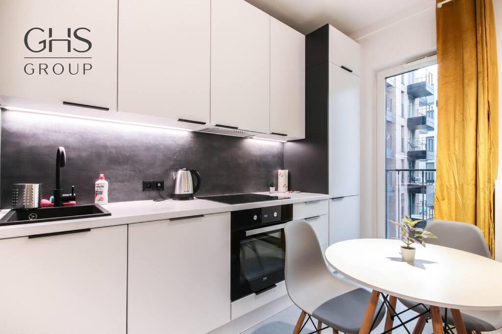 Stylowy Apartament Blisko Dworca Glownego Apartman Krakkó Kültér fotó